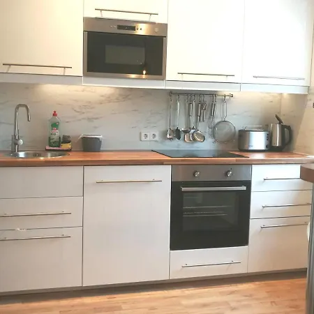 4-zimmer Haus In * لبسيا